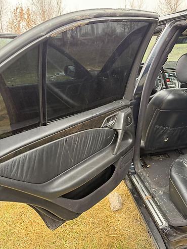 Mercedes-Benz: Mercedes-Benz E-Class: 1998 г., 3.2 л, Автомат, Бензин, Седан — 4