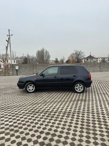 Volkswagen: Volkswagen Golf: 1993 г., 1.8 л, Механика, Бензин, Хэтчбэк — 4