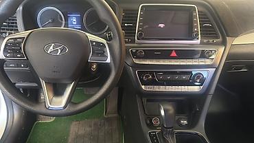 Hyundai Sonata: 2018 г., 2 л, Автомат, Газ, Седан — 4