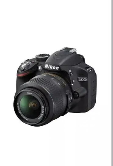 Фотоаппараты: Срочно срочно срочно продаю Nikon d3200. Состояние нового. без царапин