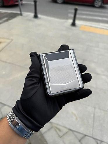 Vertu: Vertu 1 TB, rəng - Gümüşü, Zəmanət — 17