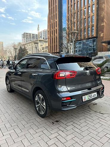 Kia: Kia Niro: 2018 г., Типтроник, Электромобиль, Кроссовер — 6