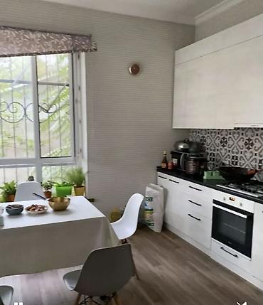 Долгосрочная аренда домов: 190 м², 4 комнаты at lalafo.kg — 3 Долгосрочная аренда домов: 190 м², 4 комнаты — 3