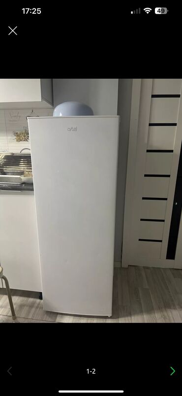 Оборудование для бизнеса: Срочно продается холодильник, почти как новый рабочий, модель