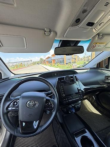 киа оптима салон 2018: Toyota Prius: 2022 г., 2 л, Вариатор, Гибрид, Хэтчбэк — 2