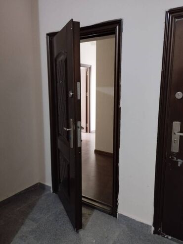 Uzunmüddətli kirayə mənzillər: Yasamal rayonu, Mida 2-də olan, 12 mərtəbəli yeni tikili binanın 4-cü — 3