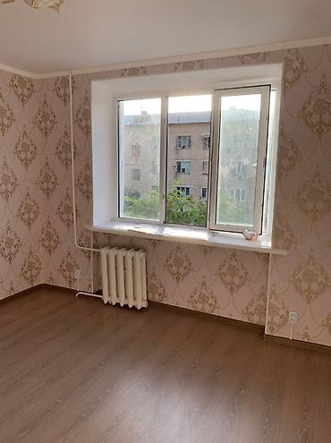 Продается комната в доме гостиничного типа Адрес: 5 мкр Этажность: 4/5