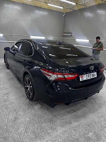 p 12: Toyota Camry: 2018 г., 2.5 л, Автомат, Бензин, Седан — 5