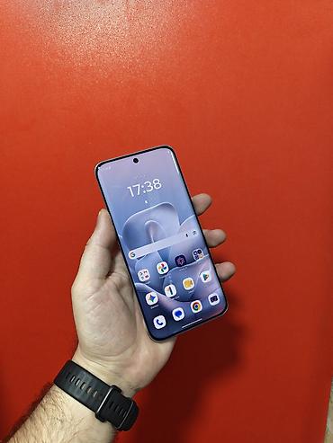 zero 30 5g: Motorola 256 GB, rəng - Boz, Zəmanət, Sensor, Barmaq izi — 6