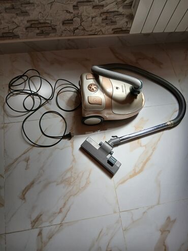 gizli nomre ile zeng etmek cin: Tozsoran 1800W Heç Bir Problemi Yoxdur Bekar Adamlar Narahat Etməsin
