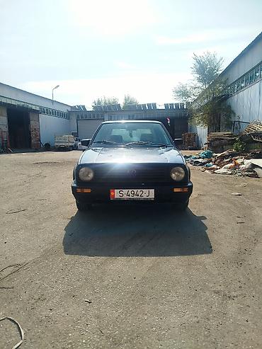 Volkswagen Golf: 1990 г., 1.3 л, Механика, Бензин, Хэтчбэк
