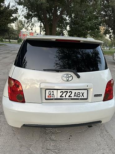 тойата ист: Toyota Ist: 2003 г., Автомат, Бензин, Хэтчбэк — 7