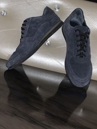 Tuflilər: Tuflilər, Carlo Pazolini, Ölçü: 43, rəng - Göy, İşlənmiş -da lalafo.az — 12 Tuflilər: Tuflilər, Carlo Pazolini, Ölçü: 43, rəng - Göy, İşlənmiş — 12