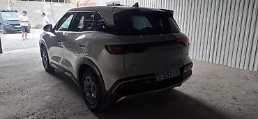 серый gac aion s: BYD Yuan: 2025 г., Электромобиль, Кроссовер — 5
