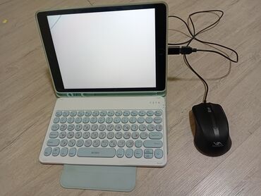 наклейки на клавиатуру с русскими буквами прозрачные: Клавиатура, WiWU, Bluetooth подключение