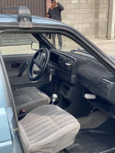 passat variant: Volkswagen Jetta: 1990 г., 1.8 л, Механика, Бензин, Седан — 4