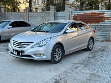 Hyundai: Hyundai Sonata: 2010 г., 2 л, Автомат, Газ, Седан