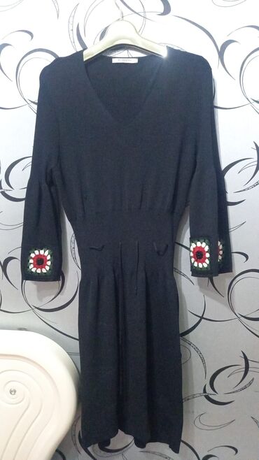 Digər qadın geyimləri: Platya teze