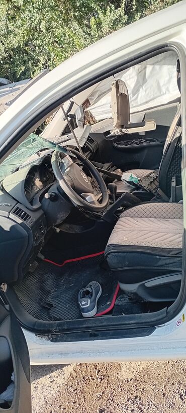 Toyota: Toyota Corolla: 2008 г., 1.6 л, Робот, Бензин, Седан