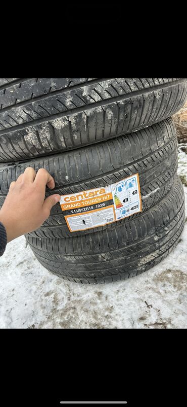 245 55 r19: Продаю резину лето состояние отличное