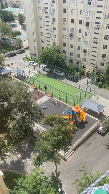 ev zabrat: Bakı, Yeni Günəşli Massiv Q, 3 otaqlı, Köhnə tikili, m. Həzi Aslanov, 36 kv. m