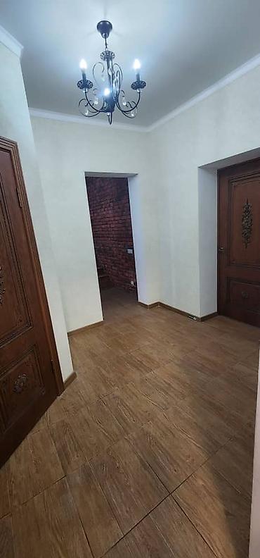 Продажа коттеджей и домов: Жер уй сатылат эки этаж уйдон экоо чон уй салынган бойдон эч ким жашай — 15