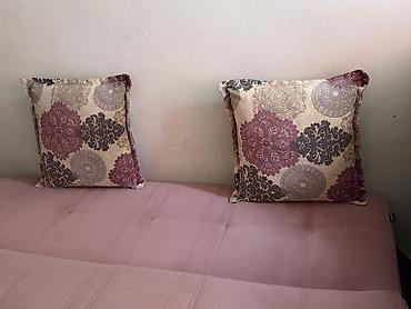 taxt ortukleri: Divan, İşlənmiş, Açılan, Bazalı, Parça — 1