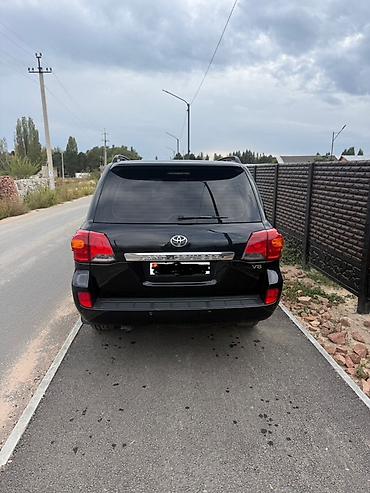 Продажа авто: Toyota Land Cruiser: 2012 г., 4.6 л, Автомат, Газ, Внедорожник — 5
