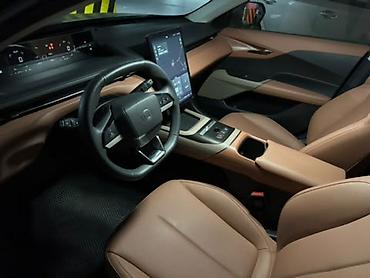 tesla model s: Yep yenidir.cemi 8000 km.gedib.bu qiymete bazarda masin yoxdur — 10