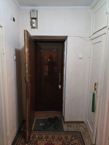 мясной магазин аренда: 1 комната, 29 м², 3 этаж, Старый ремонт