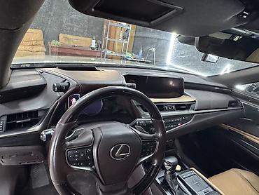 lexus is: Lexus ES: 2019 г., 2.5 л, Гибрид, Седан — 7