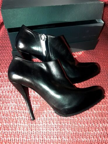 обувьной: Ботинки и ботильоны Dior, Размер: 37.5, цвет - Черный