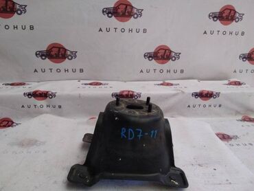 Другие детали кузова: Крепление запасного колеса Honda Cr-V RD K24A4 2005 (б/у)