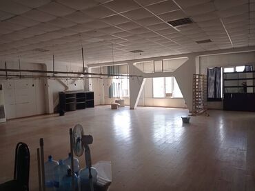 аренда футбольная поля: Ижарага берем Офистик, 180 кв. м, Административдик имаратта, 1-катар