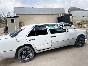 bud e9: Mercedes-Benz W124: 1991 г., 2.3 л, Автомат, Бензин, Седан — 2