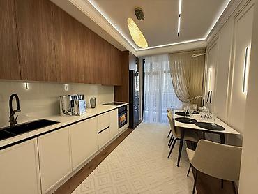 Продажа квартир: 2 комнаты, 77 м², Элитка, 3 этаж, Дизайнерский ремонт — 10