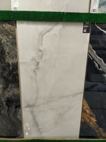 metbex kafeli: Parus Grey 1553 keramika plitəsi - İstehsal ölkəsi: Hindistan - Ölçü