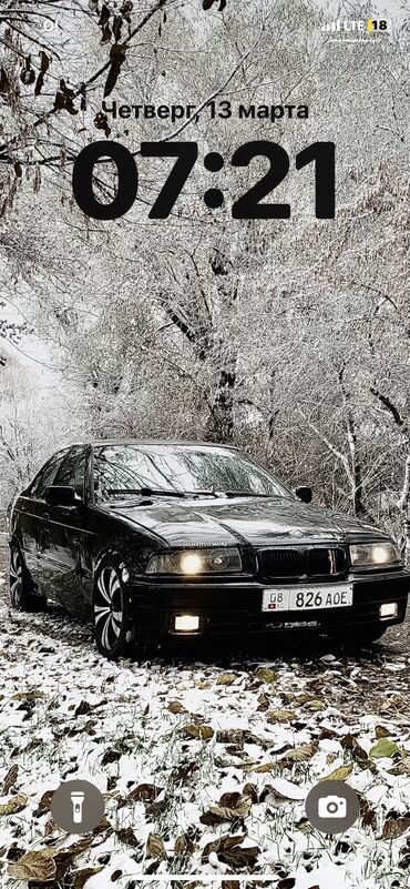 BMW: BMW 318: 1993 г., 1.8 л, Механика, Бензин, Седан