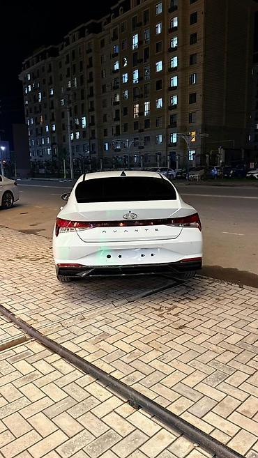 Hyundai: Hyundai Avante: 2020 г., 1.6 л, Бензин — 4