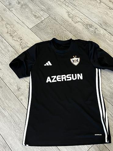 saray ş: Məhsul: “Qarabağ FK” futbol köynəyi – BAYRAMOV 27 - Rəng: qara, ağ — 2