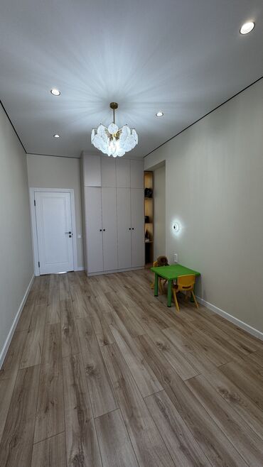 Продажа квартир: 3 комнаты, 88 м², Элитка, 10 этаж, Дизайнерский ремонт — 13