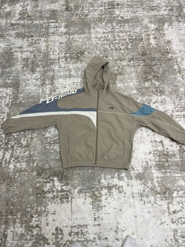 Куртки: Мужская куртка, M (EU 38), Li-Ning, Б/у, цвет - Бежевый