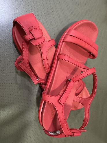 Босоножки, сандалии, шлепанцы: ECCO Sandallar – qırmızı rəng, Simpil modeli - Brend/model: ECCO — 1