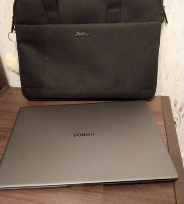 Digər noutbuklar və netbuklar: HONOR noutbuk - Prosessor: 12-ci nəsil Intel Core i5-12450H (8 nüvə — 8