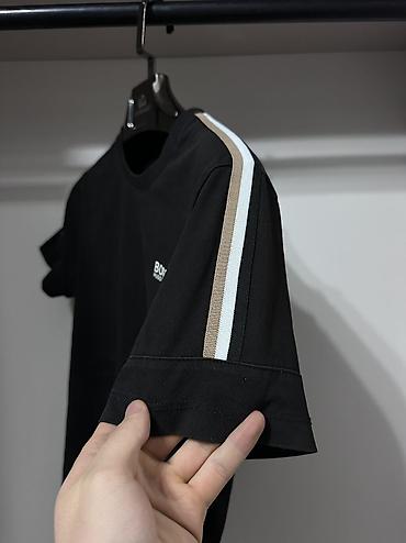 Толстовки: Продаю вещи в люксовом качестве За ценами и размерами пишите а — 5