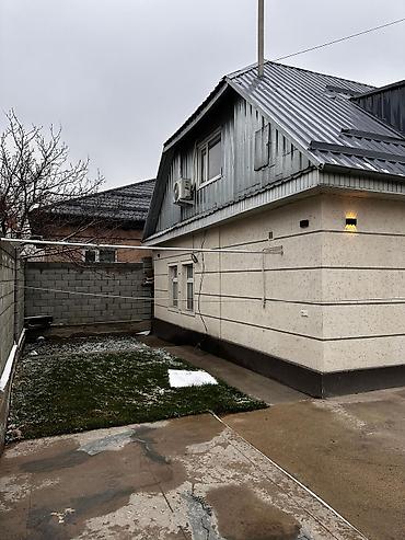 Продажа коттеджей и домов: Продается дом🔥 📍 Адрес: Пишпек (ориентир Гагарина/ Термечикова) 🔢 Год — 14