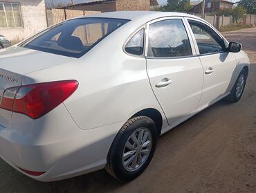 корея машина цена: Hyundai Elantra: 2018 г., 1.6 л, Механика, Газ, Седан