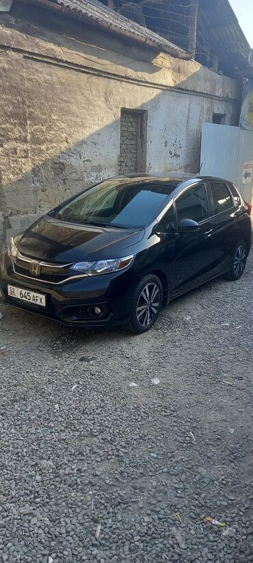 Honda: Honda Fit: 2018 г., 1.5 л, Вариатор, Бензин, Хэтчбэк