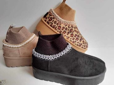 Ugg obuća: 38 — 14