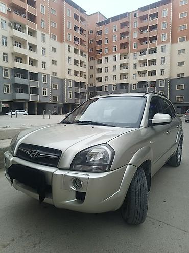 Hyundai: Hyundai Tucson (1-ci nəsil) krossover/SUV - Korpus rəngi: açıq gümüş — 1
